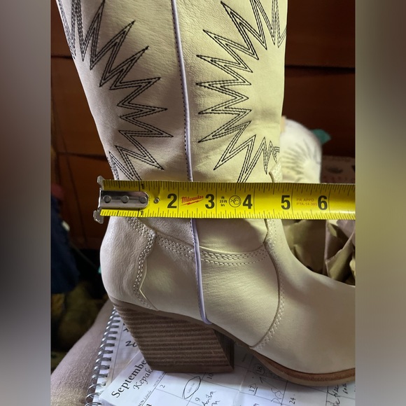 Dolce Vita Cowgirl calf high Boots. Sz 10. - Picture 14 of 16